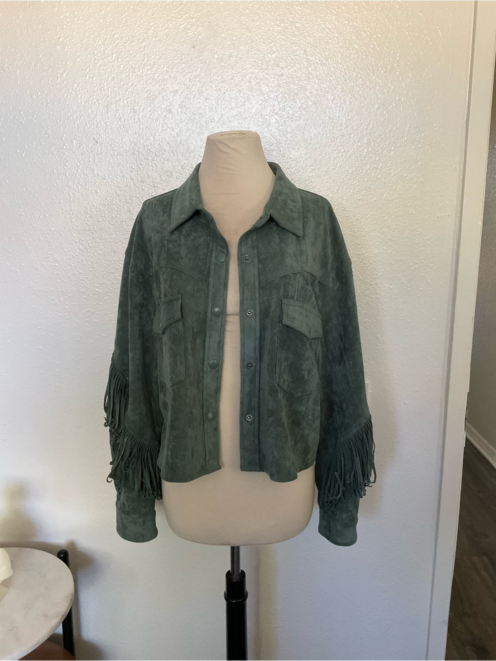 Blank NYC Faux Suede Fringe Jacket Large green